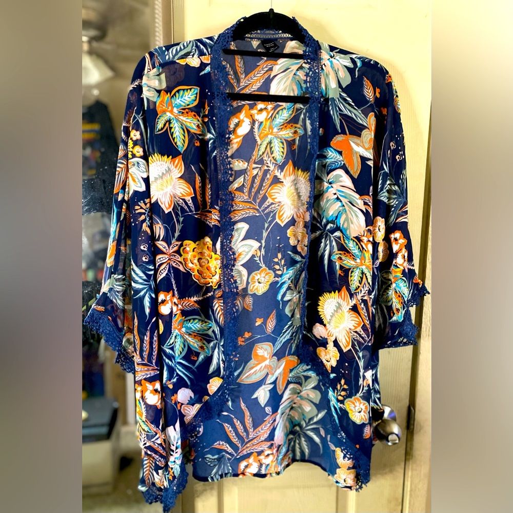 Breezy cover-up/kimono 3x
